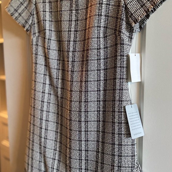 Chelsea28 Plaid Dress. Size 2. NWT - Picture 7 of 7